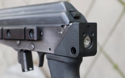 Valmet Petra — AK2.0-peräadapteri asennettuna